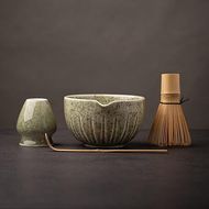 Tang Pin Matcha Set: 4-Piece Mottled Green Bowl, Whisk, Scoop & Stand
