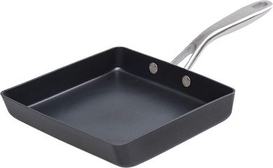 TECHEF Onyx Tamagoyaki Pan: PFOA-free nonstick Japanese omelette pan, made in Korea.
