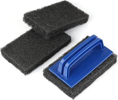 Blackstone Griddle Cleaning Kit: Heavy-duty scrubber, brush for grills, cookware, and ovens.
