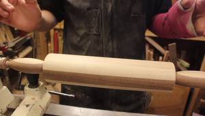 DIY Rolling Pin Turning: A Beginner's Guide to Woodturning